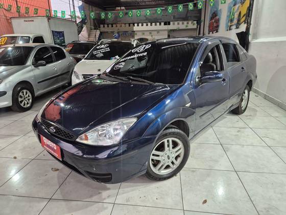 FORD FOCUS 2.0 FC 16V GASOLINA 4P AUTOMÁTICO FORD FOCUS 2.0 FC 16V GASOLINA 4P AUTOMÁTICO